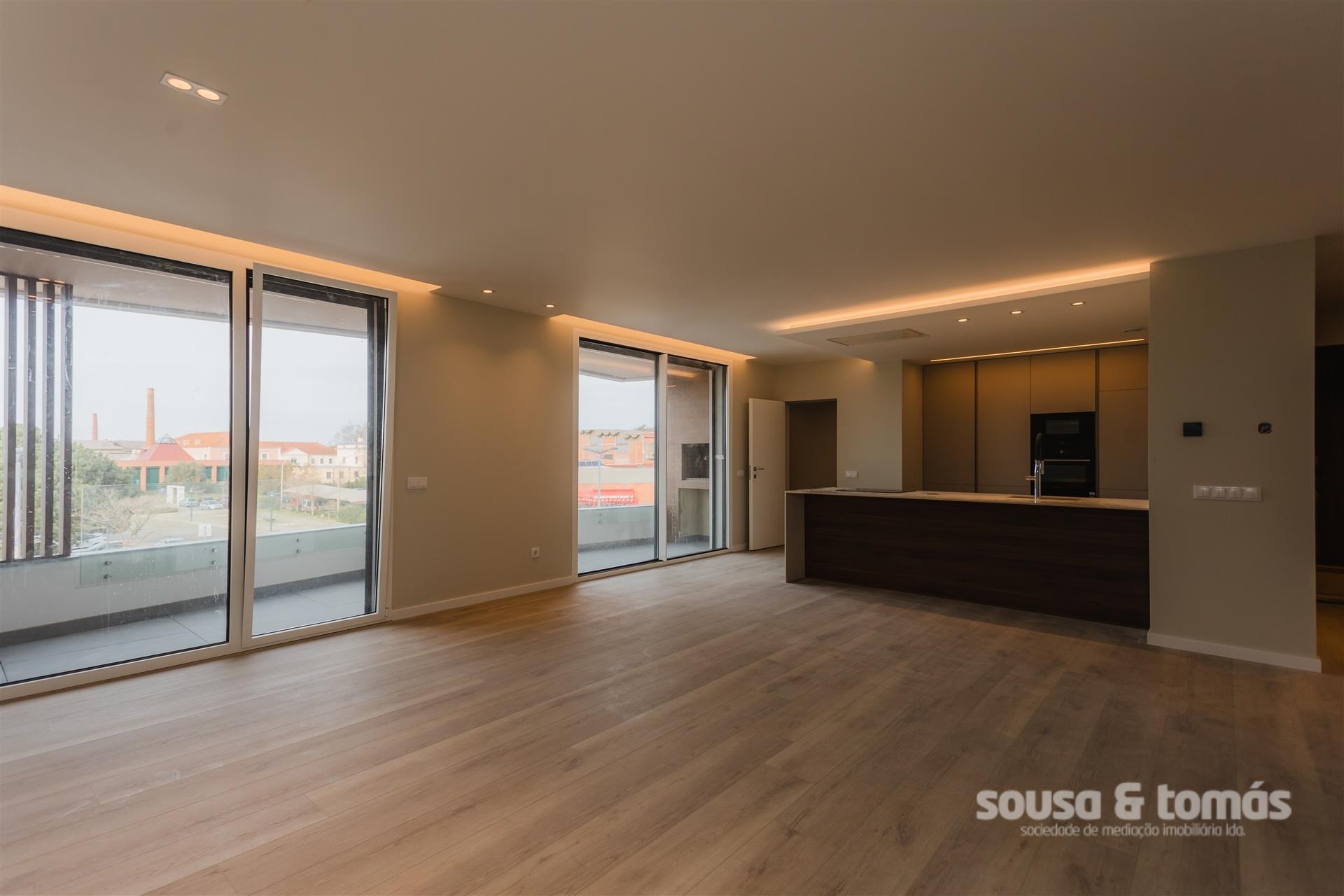 Cumpărare: Apartament (2430)