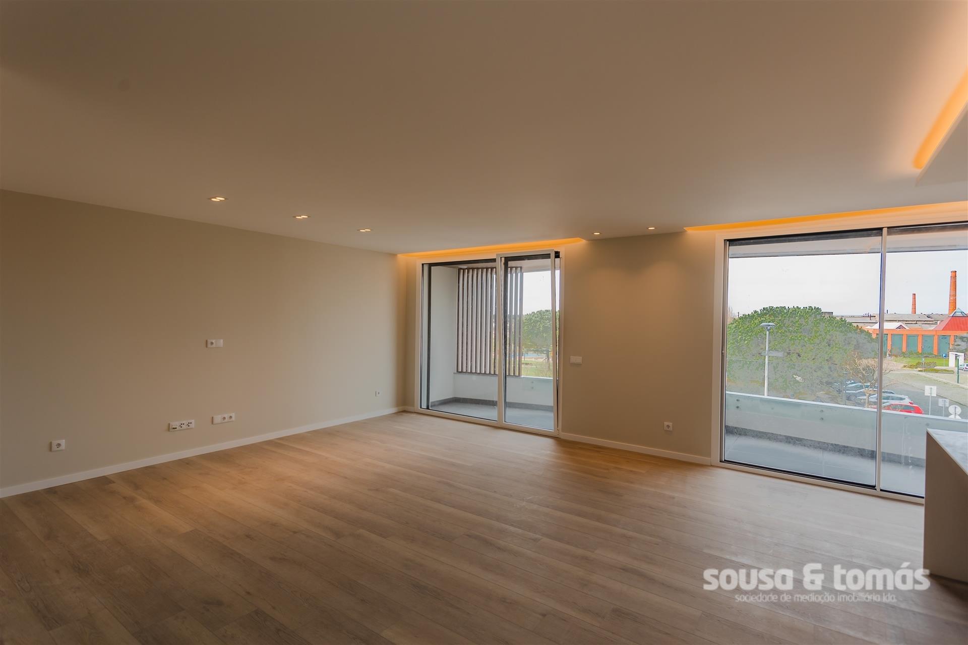 Cumpărare: Apartament (2430)