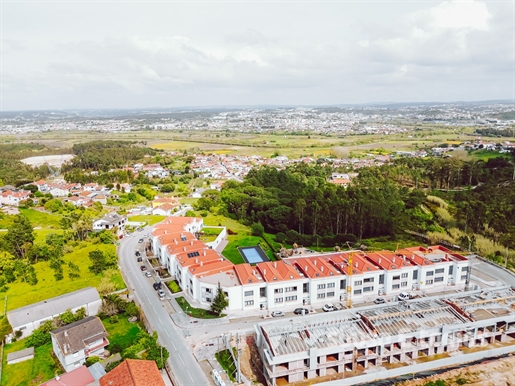 Duplex appartement met 2+2 slaapkamers te koop in Marrazes e Barosa, Leiria