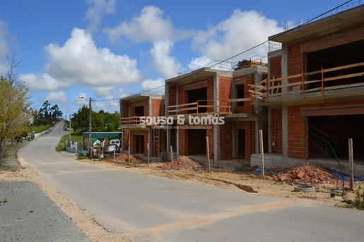 House T3+1 Sell in Monte Real e Carvide,Leiria