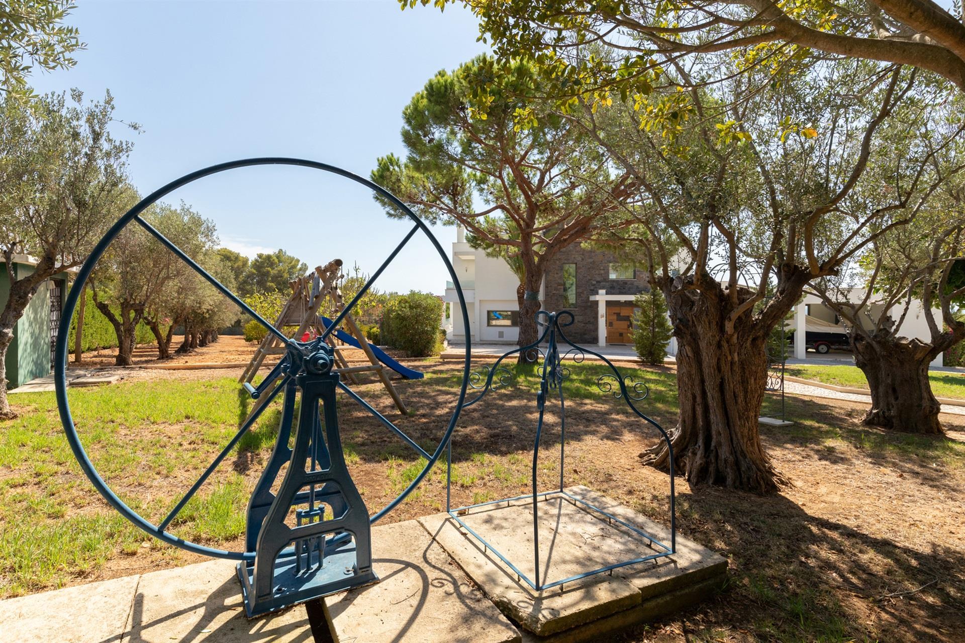 Moderna vivienda con vistas panorámicas al mar