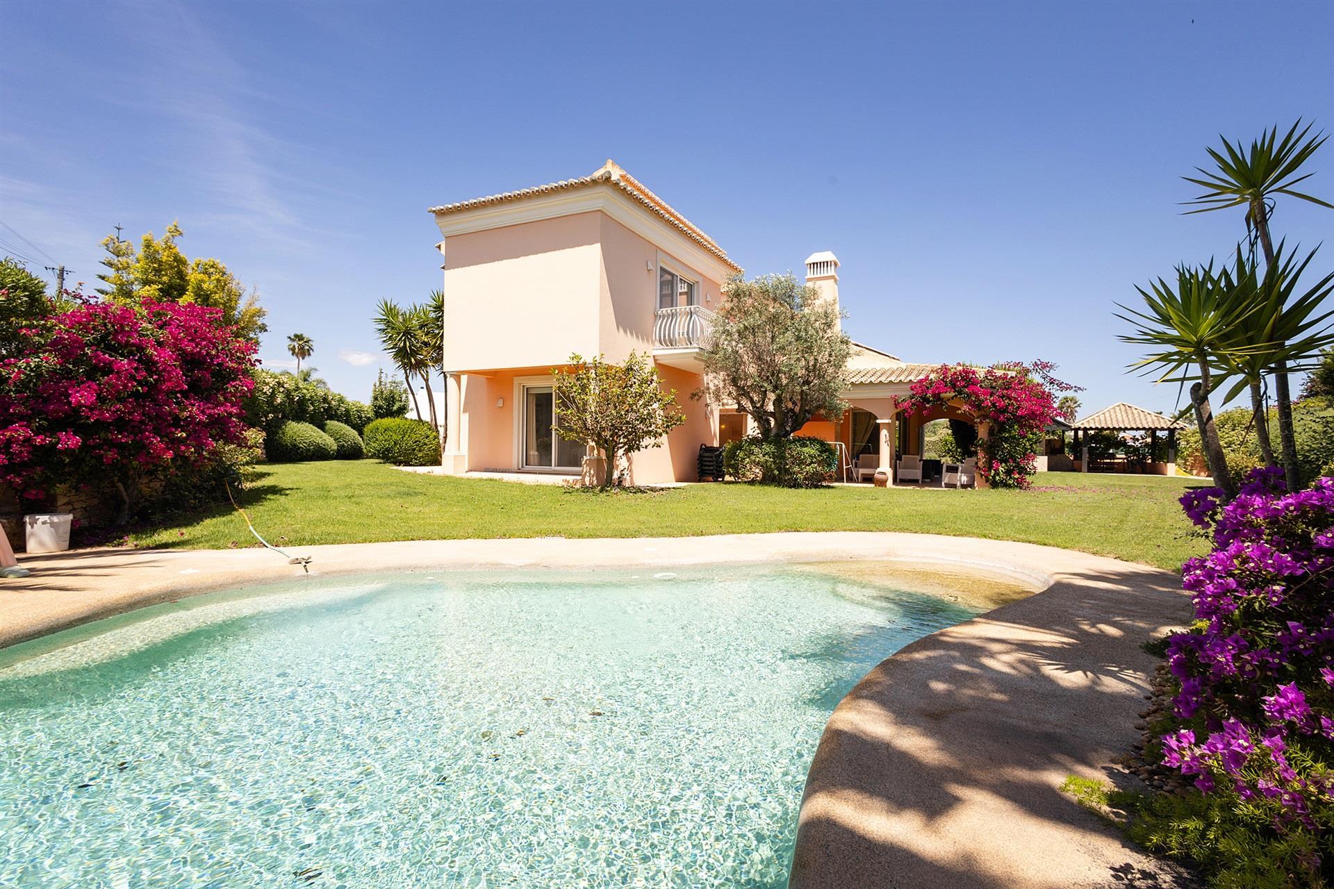 Casa, 5 quartos, Lagoa (Algarve), Porches