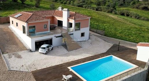 House T3 - View - Swimming Pool - Garage and annexes