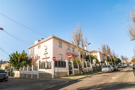 Chalet de 10 habitaciones en Benfica, Lisboa