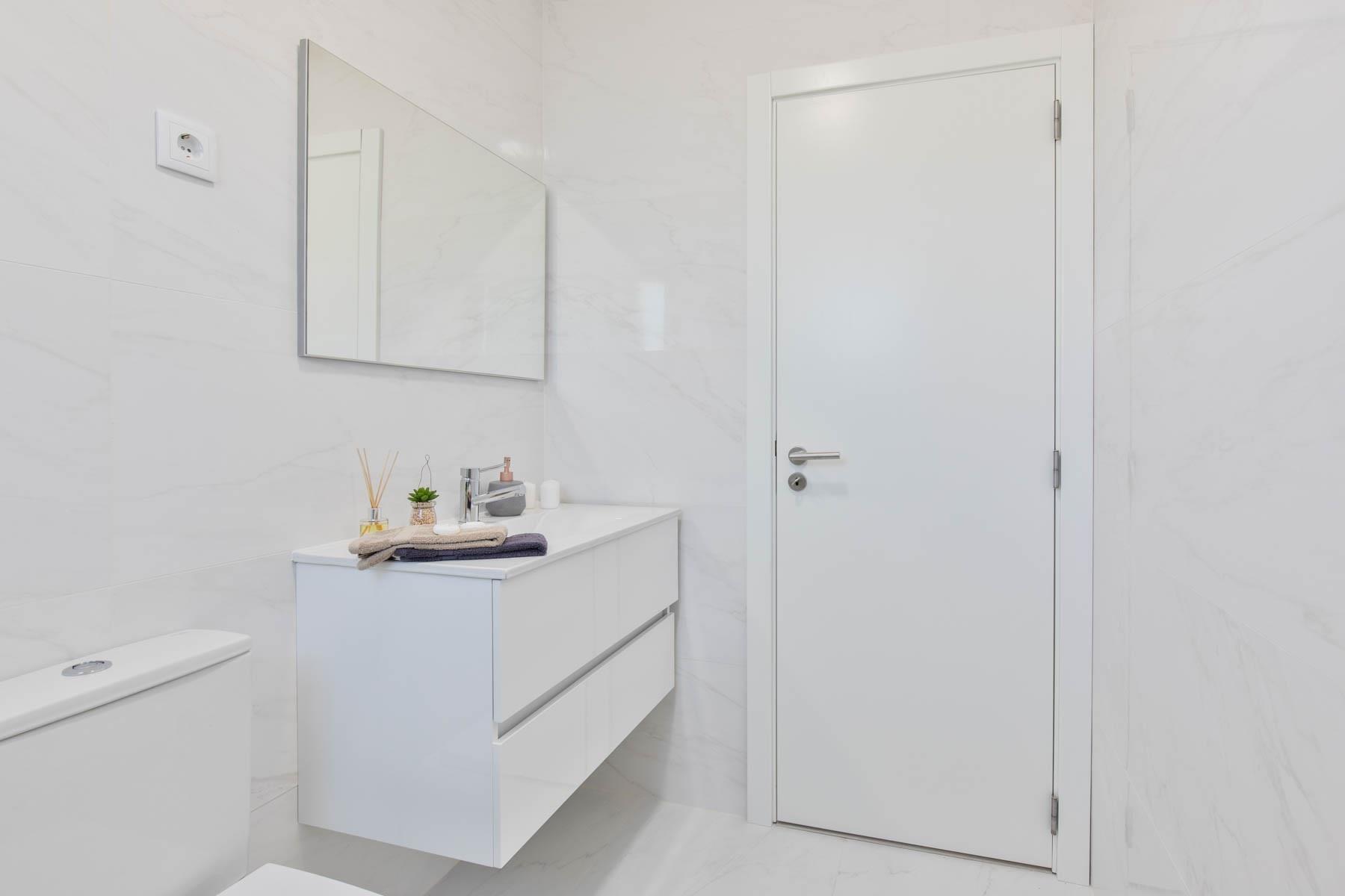 Apartamento T3 renovado y amueblado