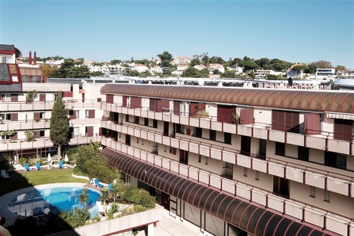 Penthouse quatre chambres à Estoril avec vue mer