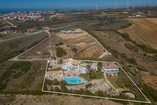 Detached House with Pool and Sea View, Ericeira.