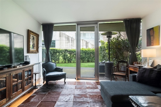 3-Zimmer-Wohnung in einer luxuriösen Eigentumswohnung mit privater Terrasse