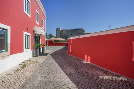 Immeuble de 18 chambres, Laranjeiras, Lisbonne.