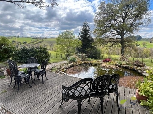 Exclusive to our agency. Charming country house with stunning uninterrupted views over the beautiful