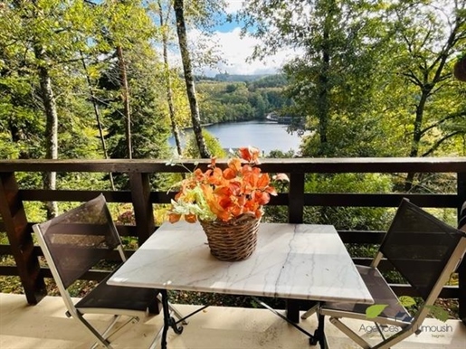 Magnificent Chalet with an Exquisite View of a Lake

Welcome to this haven of peace, with a breath