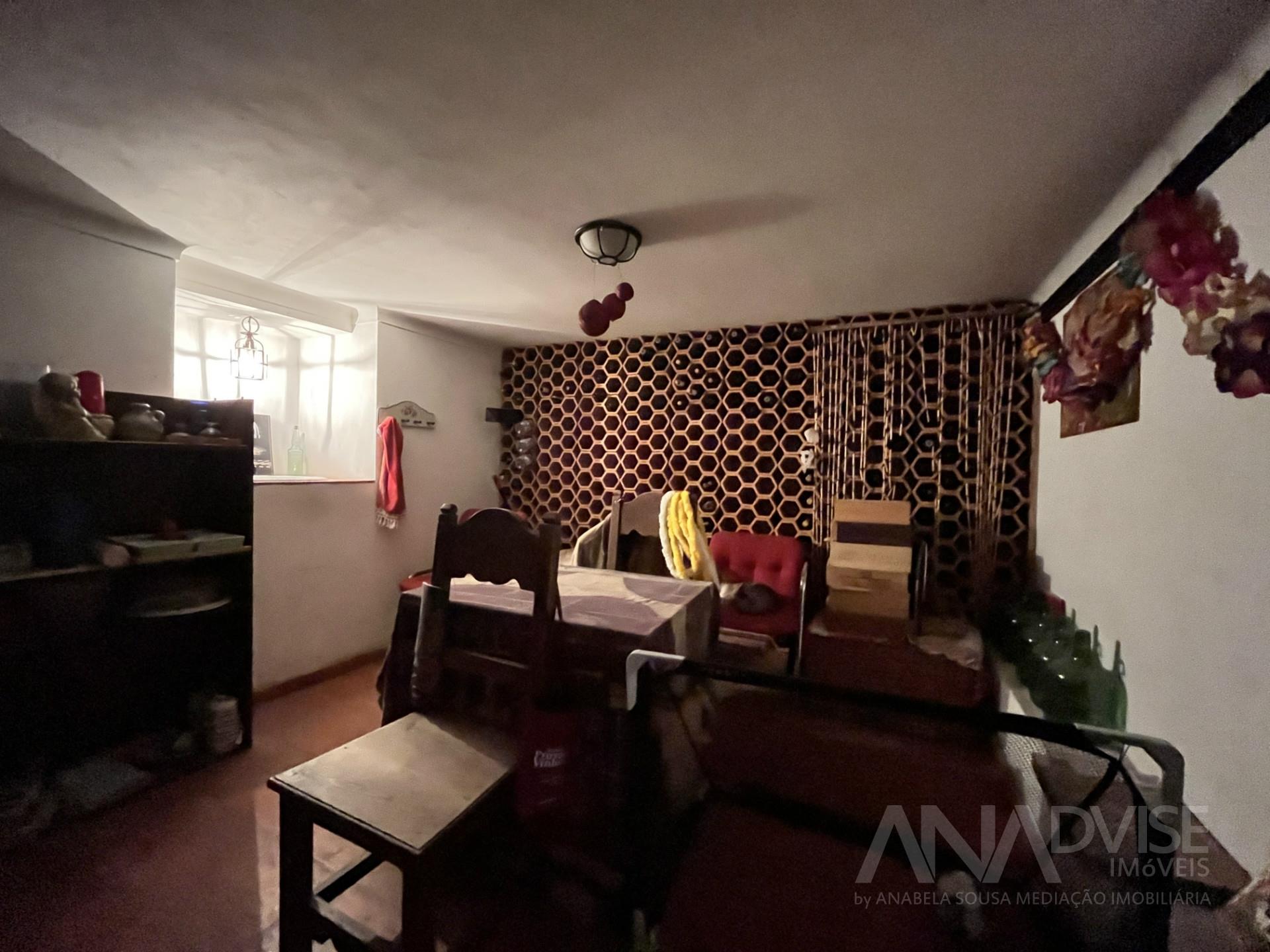 Semi-Detached house T5 Sell in Viseu,Viseu
