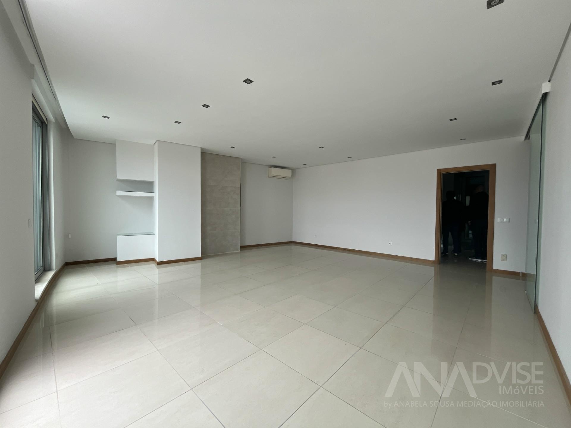Flat T4 Sell in Viseu,Viseu