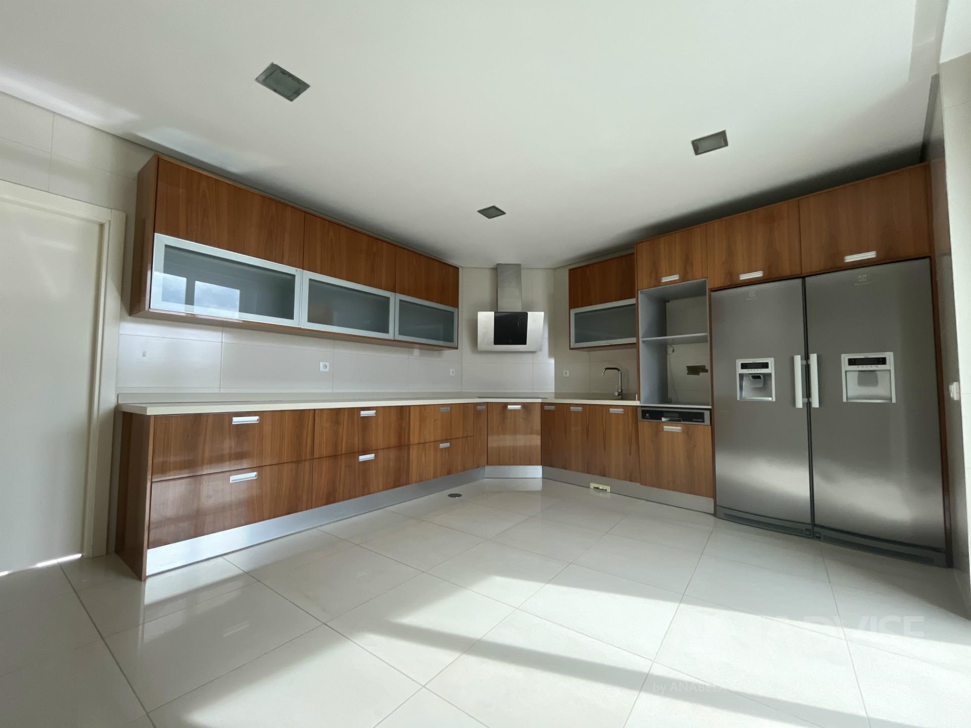 Flat T4 Sell in Viseu,Viseu
