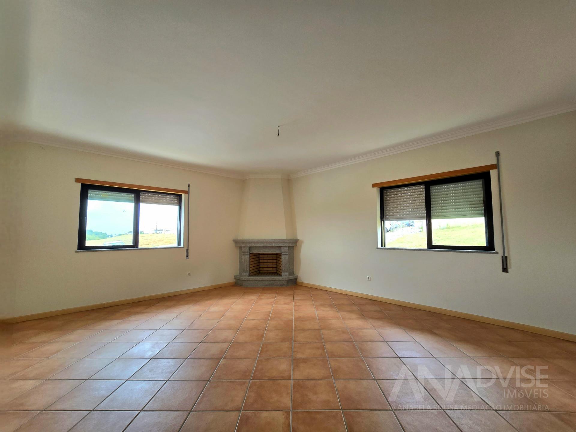 Flat T3 Sell in Rio de Loba,Viseu
