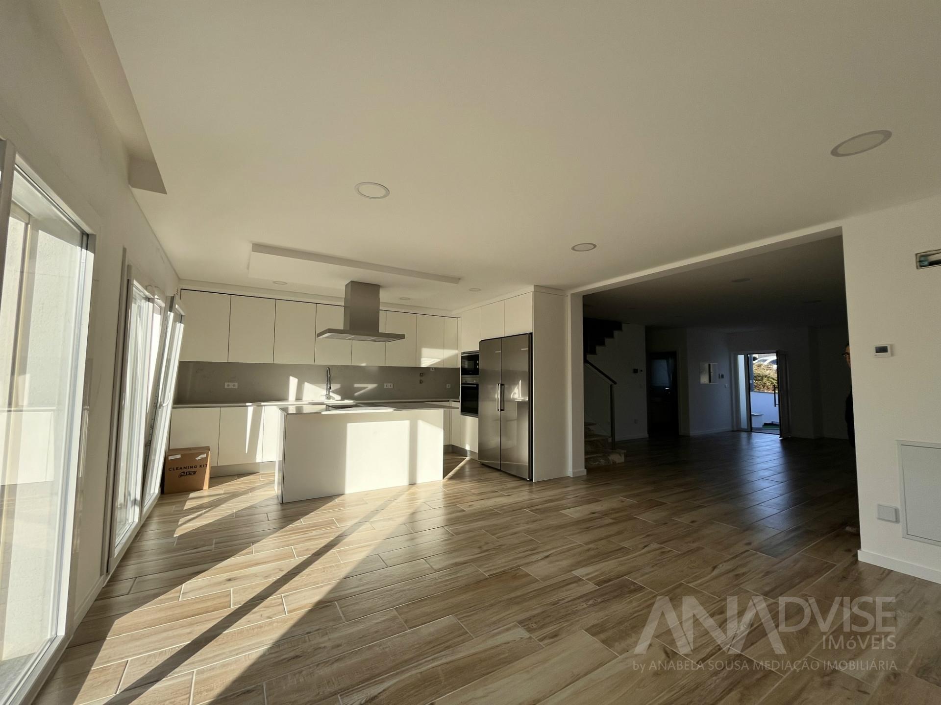 Terraced house T4 Sell in Viseu,Viseu