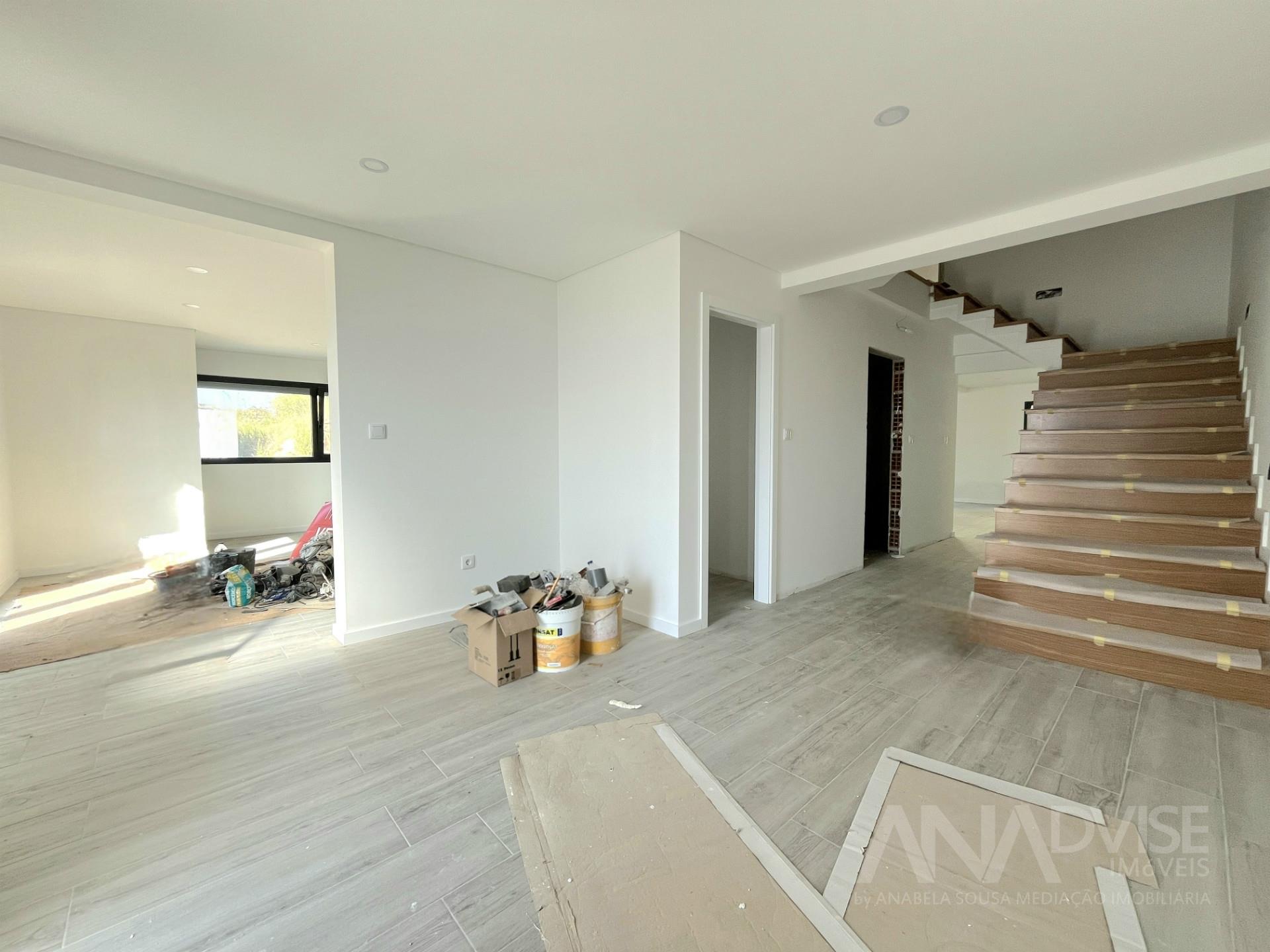 Terraced house T4+2 Sell in Viseu,Viseu
