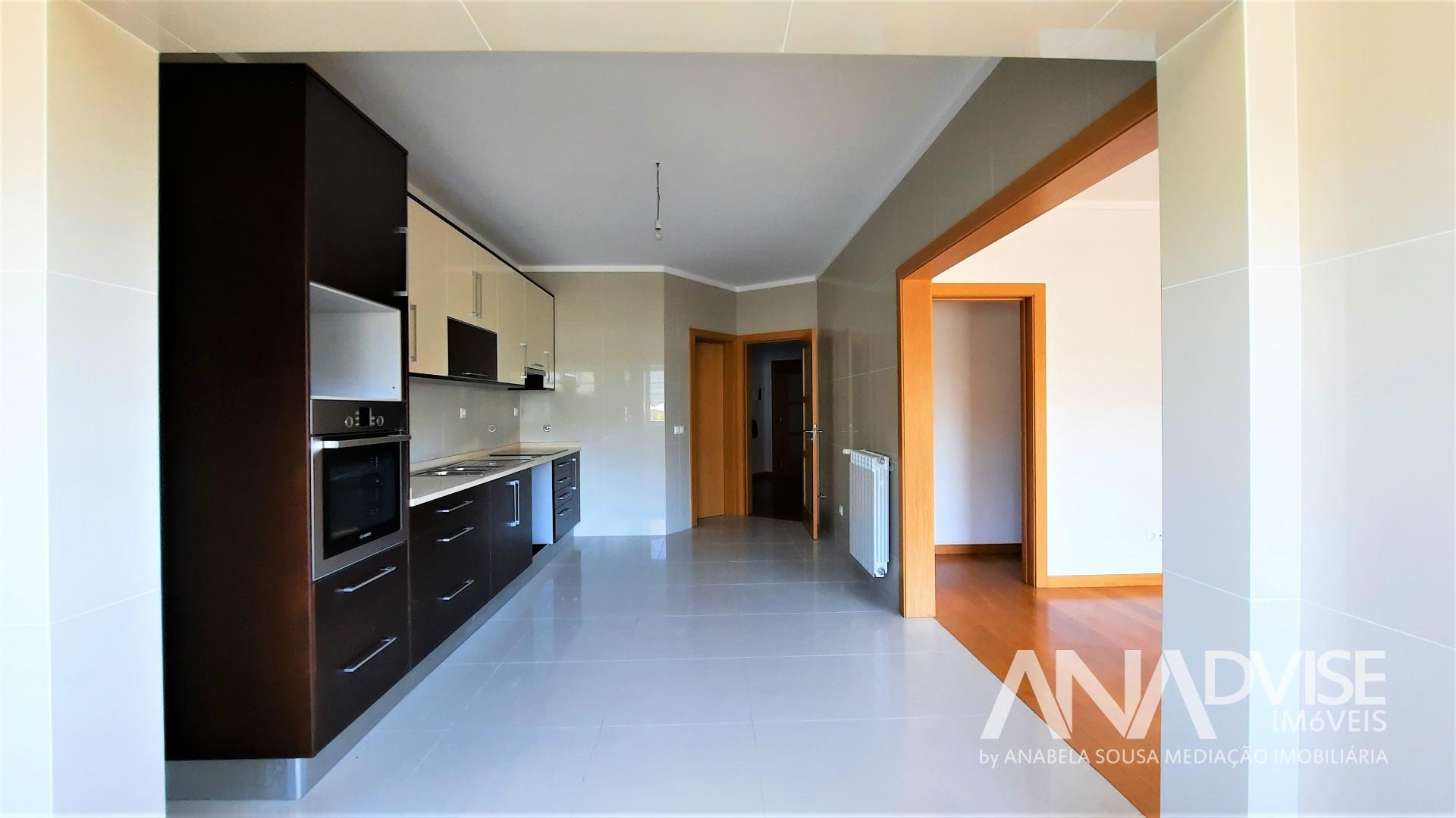 Flat T3 Duplex Sell in Viseu,Viseu