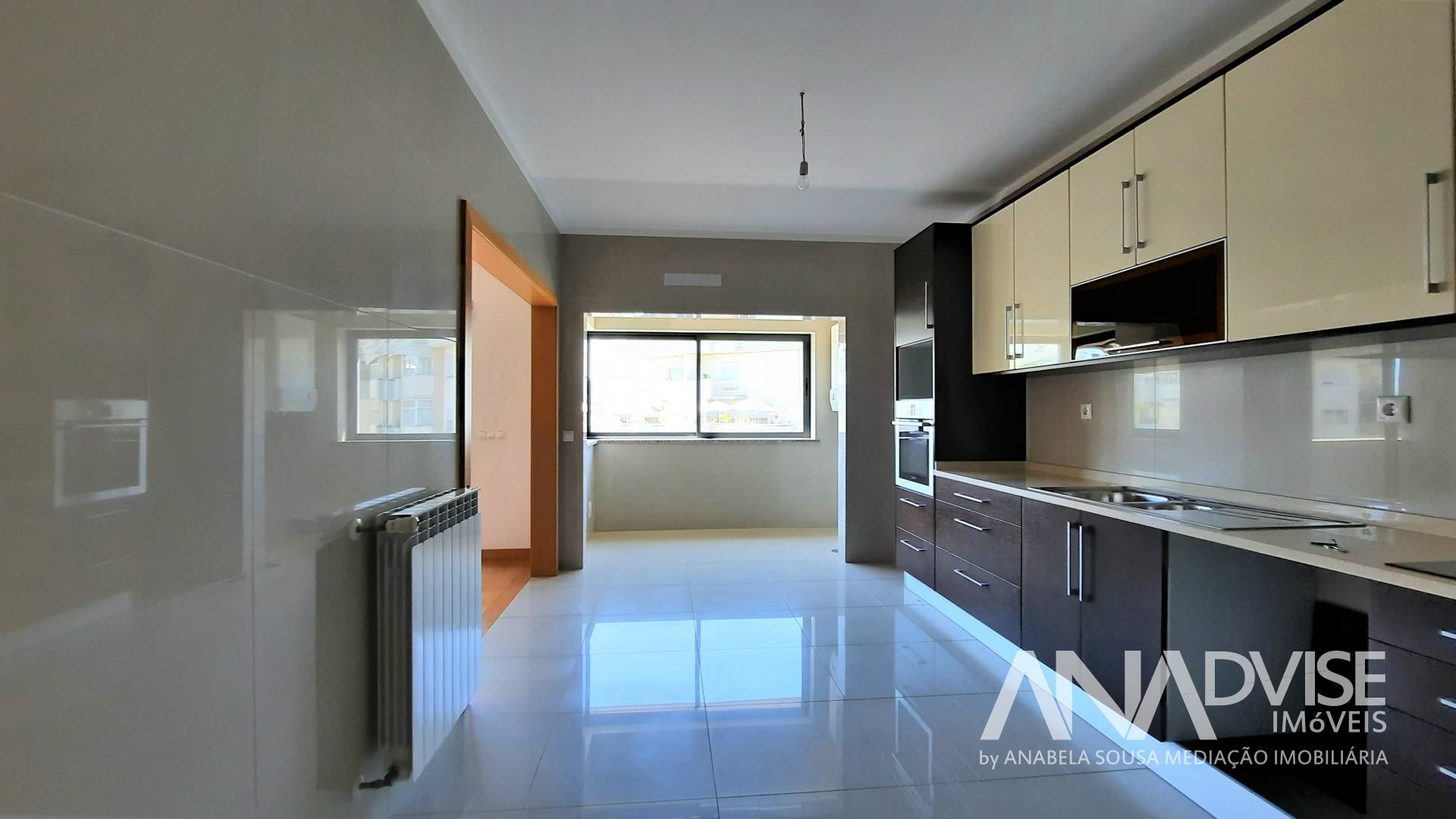 Flat T3 Duplex Sell in Viseu,Viseu