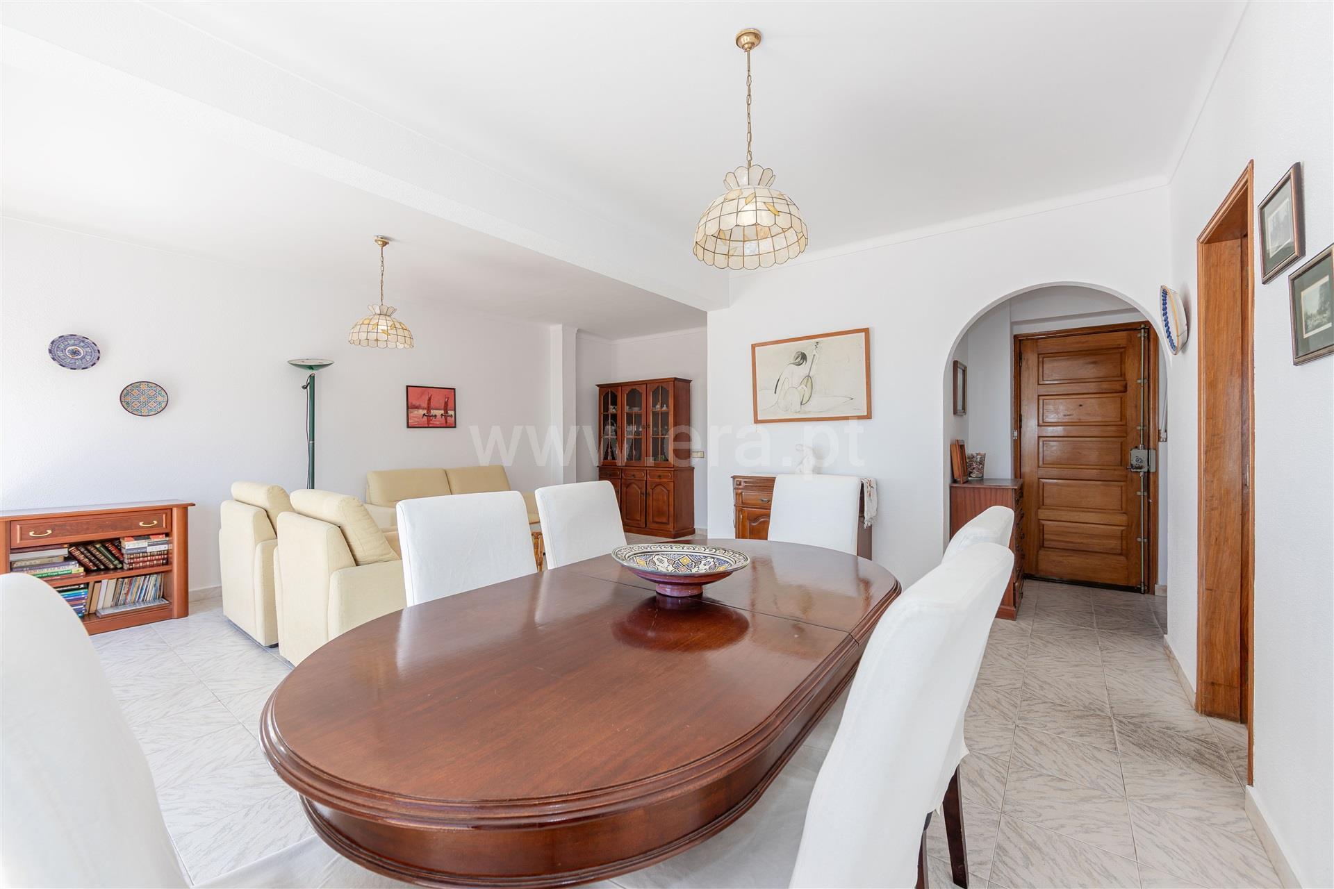 Aankoop: Appartement (8900)