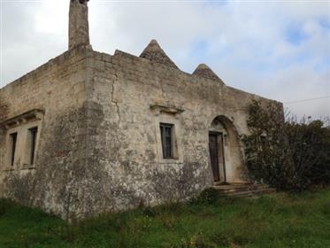 Complexes of trulli, lamias and old stables