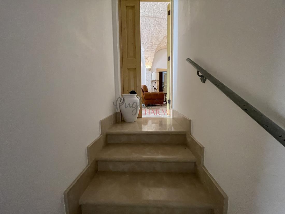 Kamena rezidencija u Palazzo dei Nobili u Cisterninu