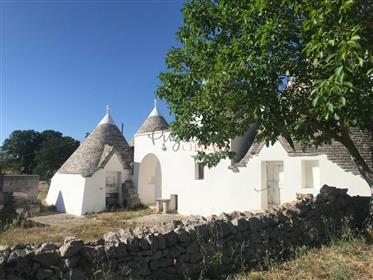 Ancient trulli farmhouse for sale dating back to the mid-1800s