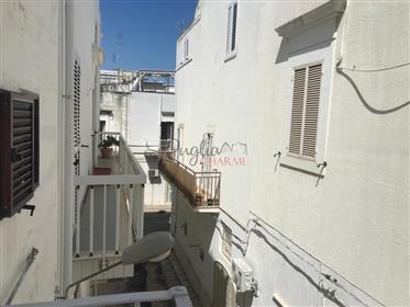 For sale in Ostuni, beautiful house entirely in stone