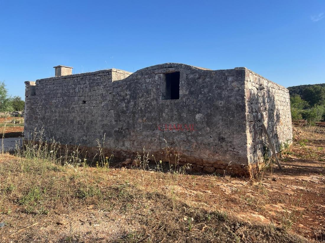 Beautiful stone farmhouse for sale
