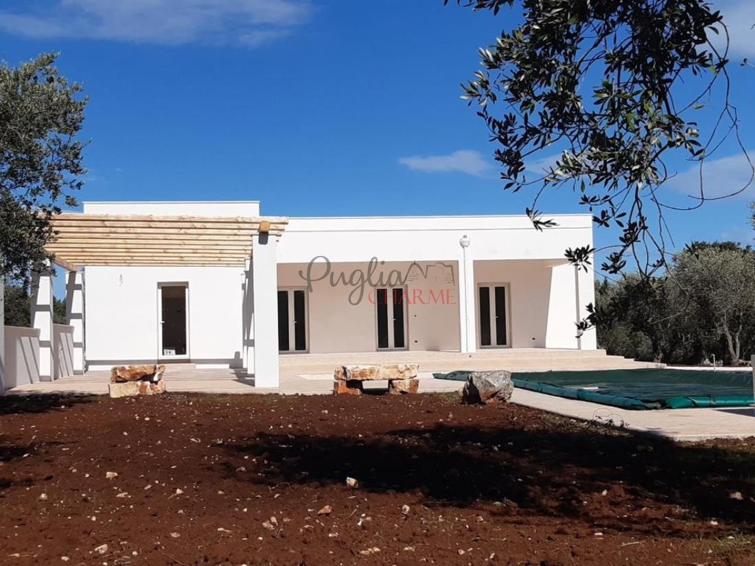 Prachtige nieuwbouw villa te koop in Ostuni