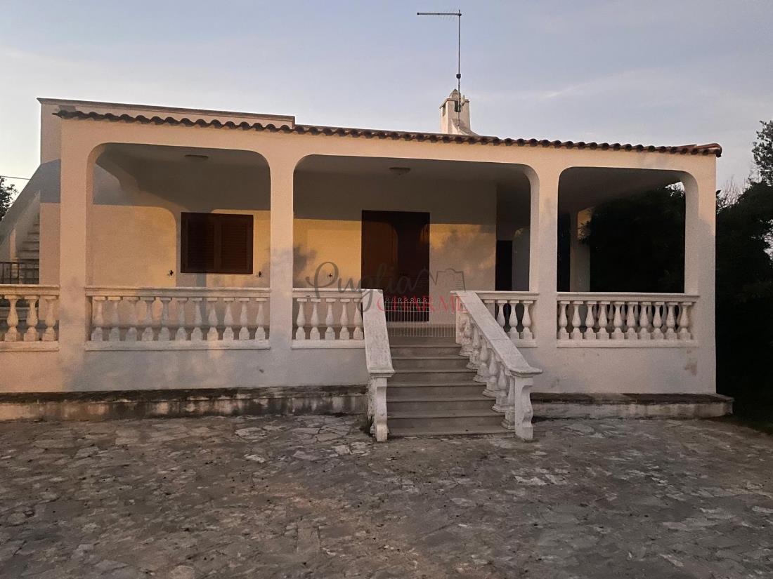 Hermosa villa en venta en Ostuni
