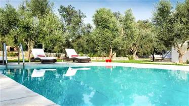Beautiful villa for sale in the countryside of Ostuni