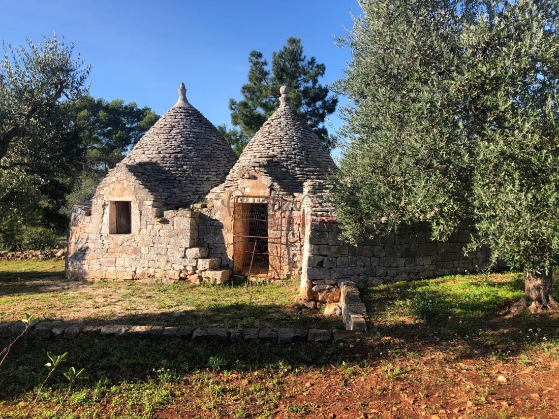 Trulli complex for sale to be renovated