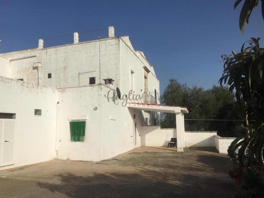 Preciosa masía en venta para restaurar