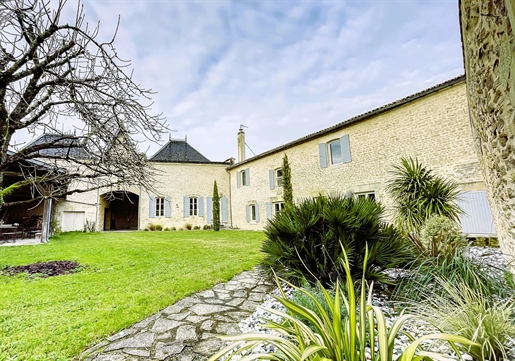 Character house in St Jean d'Angély