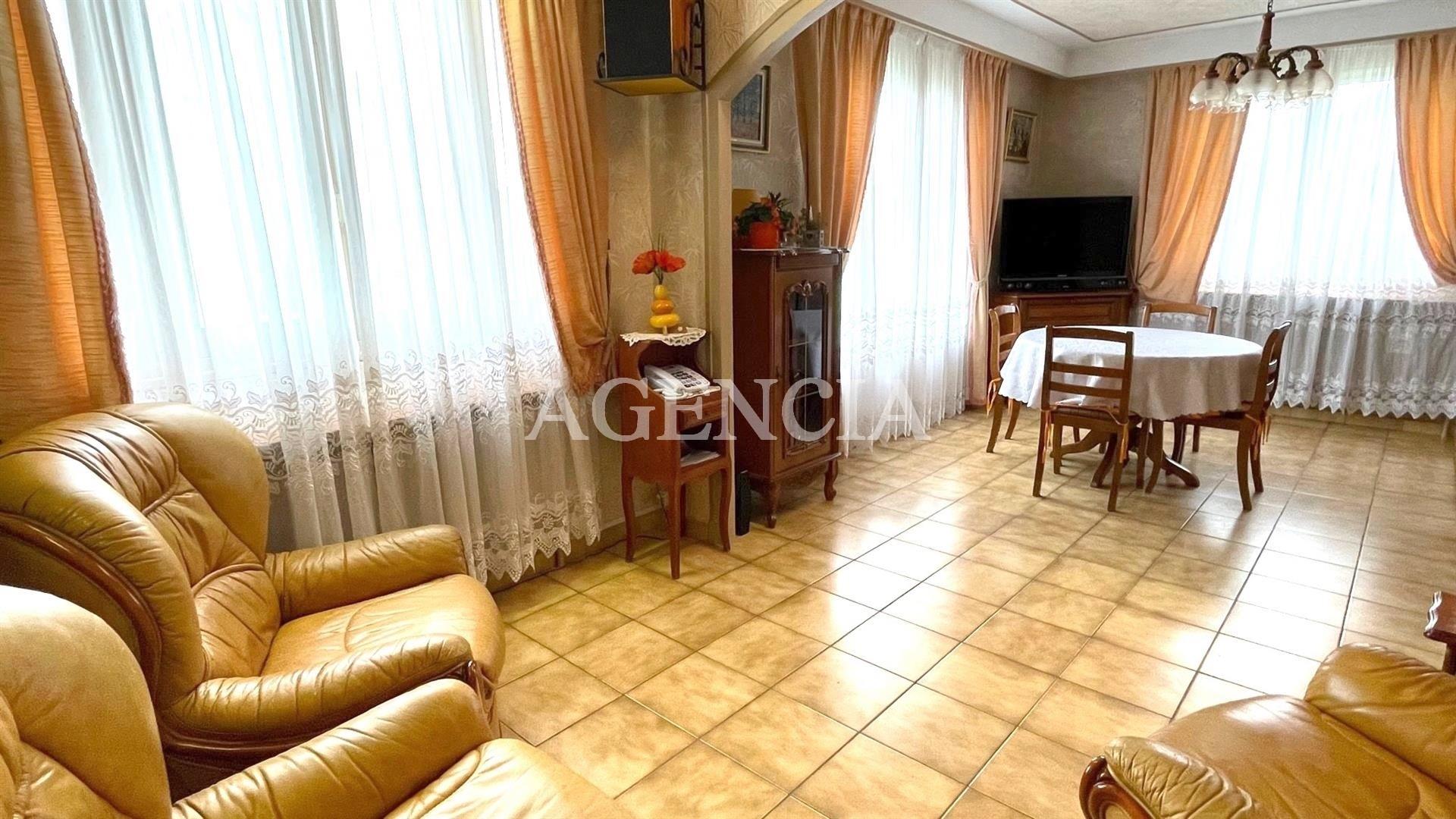Compra: Vivenda (77340)
