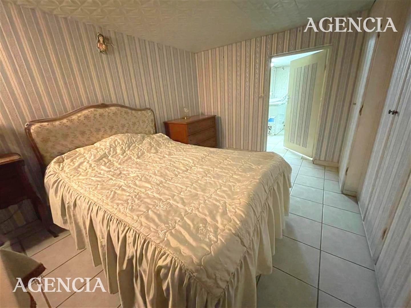 Compra: Vivenda (77340)