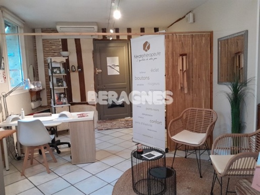 Bergerac city centre: commercial walls rented