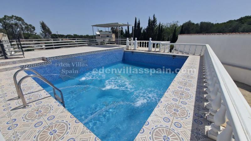 Country house with guest house to 5 km from the Costa Blanca beaches