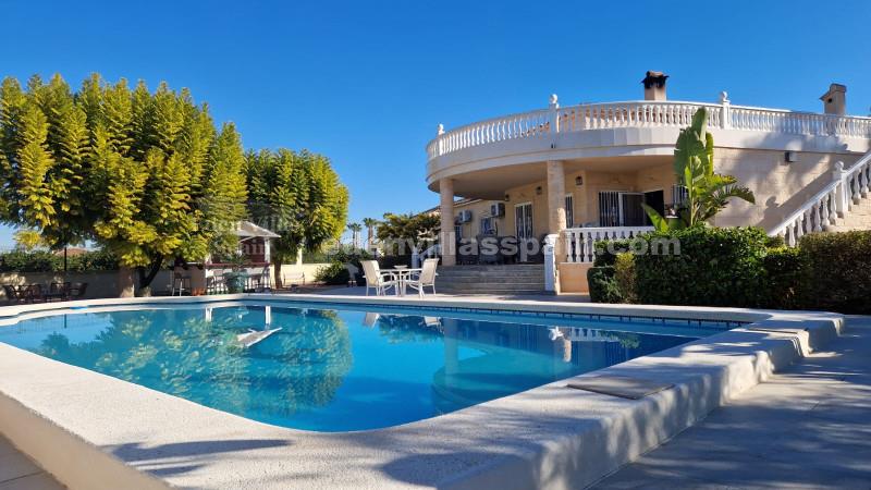 Amazing country house in costa blanca