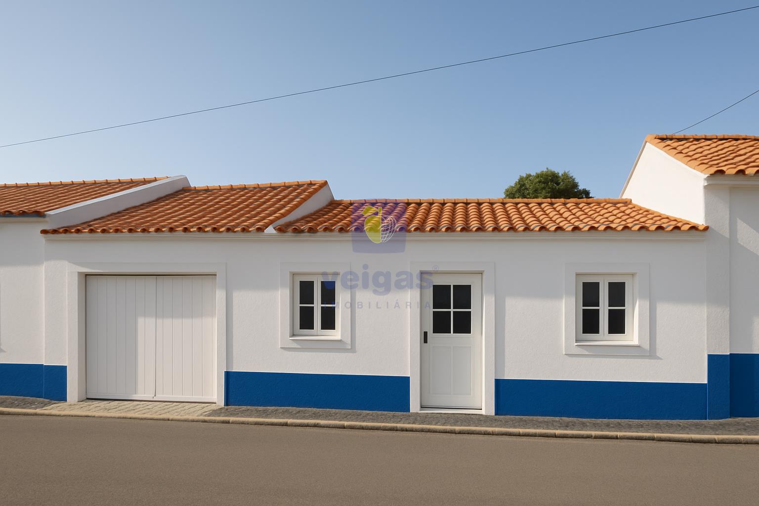 House with Tourist Potential Near the Óbidos Lagoon