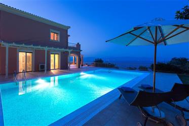 A beautifully appointed  Villa with sunrise