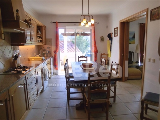 Maison avec 3 chambres, rénové, avec la terre, près de la Ameixial, Algarve