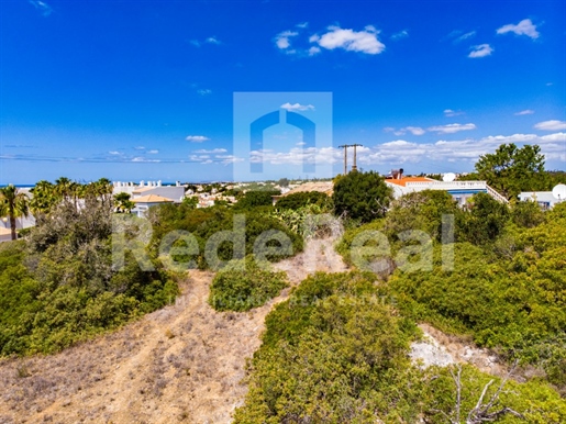 Grundstück Mit Villa Zum Renovieren Oder Erweitern In Carvoeiro Algarve