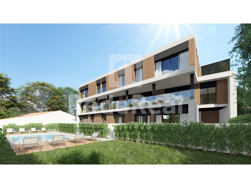 Excellent 2 bedroom apartment with swimming pool, under construction in the center of Almancil.