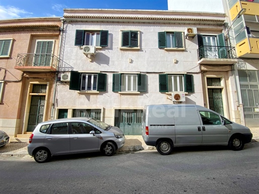 Town House 6 Bedrooms Sale Faro