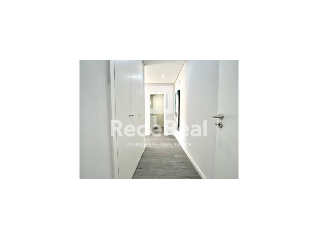 Apartamento T3 novo num condomínio privado no centro de Olhão