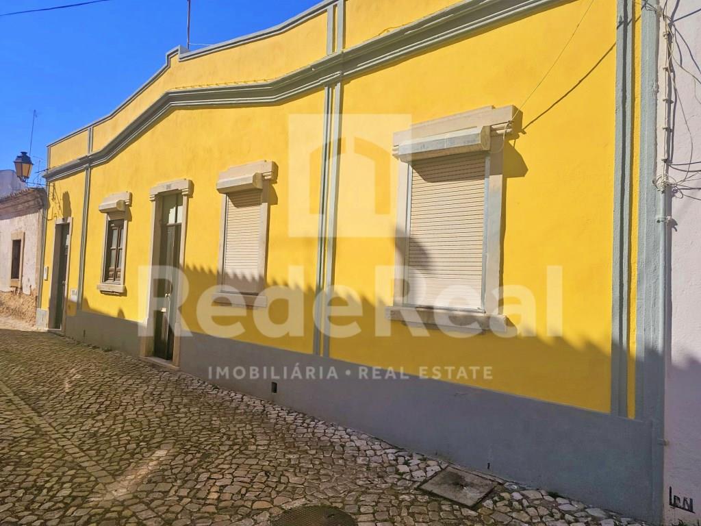 Típica villa de 3 dormitorios en el centro de Loulé.