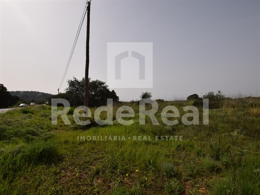 Rustic Land With Borehole Loulé