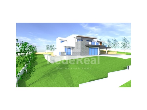 Plot with approved project house 641m2
